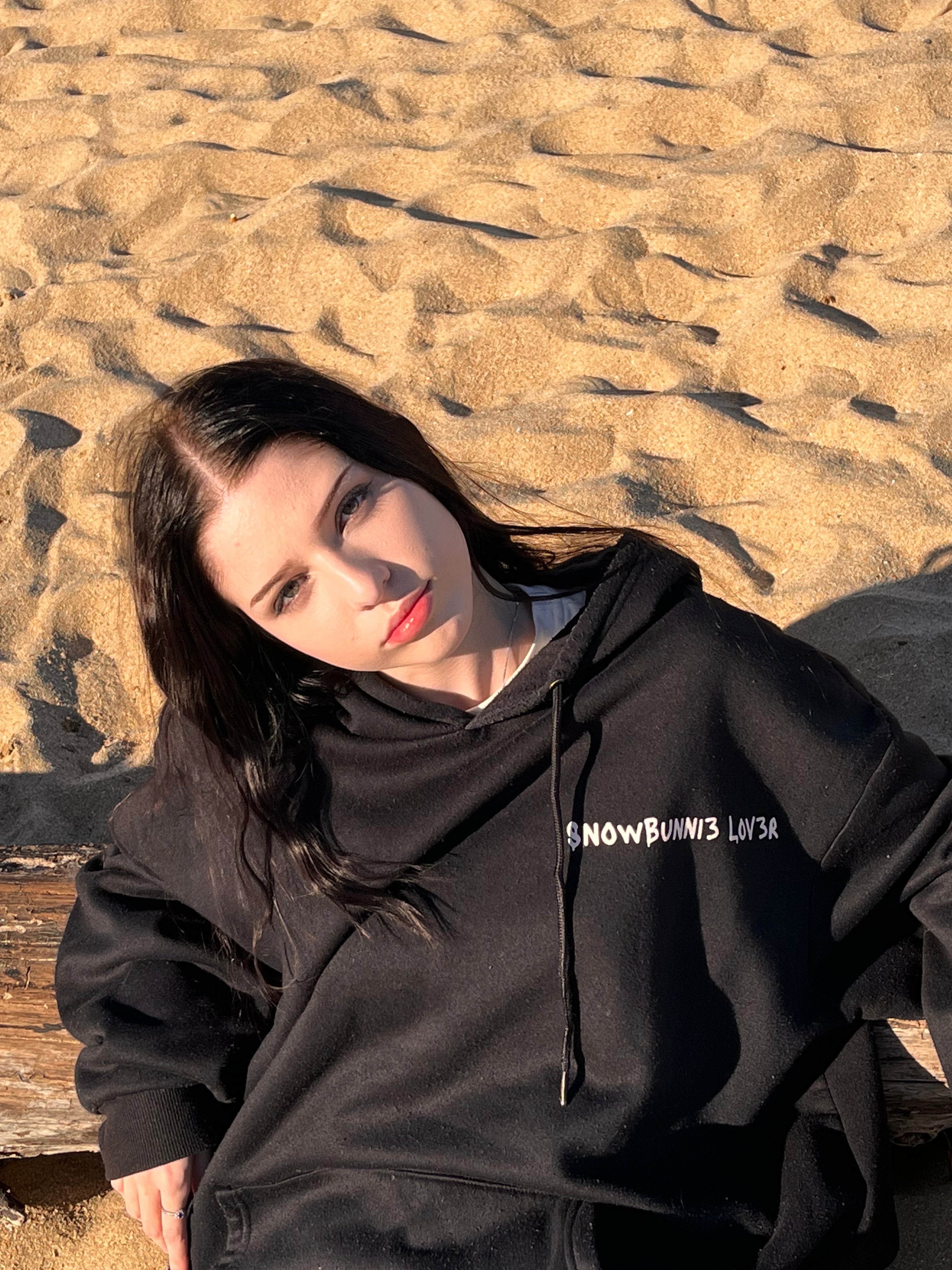SNOWBUNNI3 LOV3R HOODIE